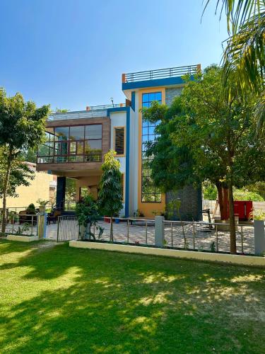 Kaashi Flora — 4-Star Luxury Hotel in Varanasi, India