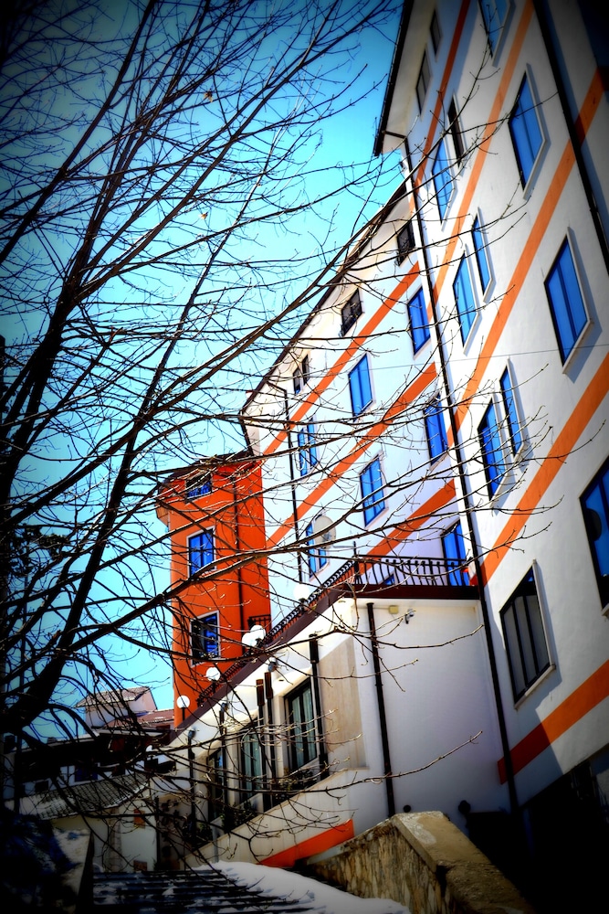 Hotel Iris — hotel in Roccaraso