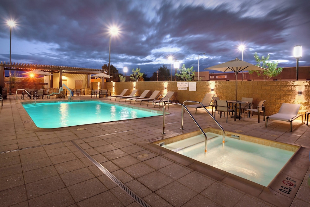 Courtyard Phoenix Mesa Gateway Airport - photo 19