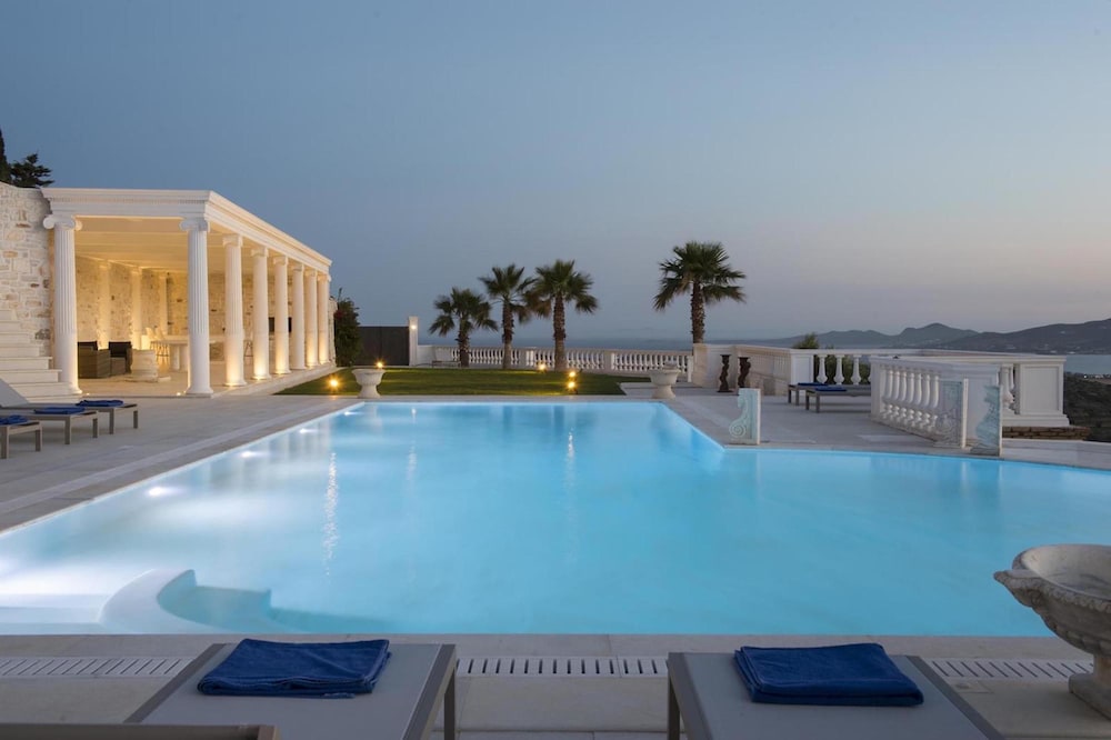 Aelya — 5-Star Luxury Hotel in Paros, Greece