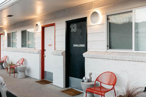 Mesa Verde Motel - photo 16