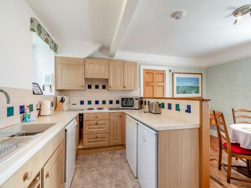 Gunpowder House — 4-Star Luxury Hotel in Whitby, United Kingdom