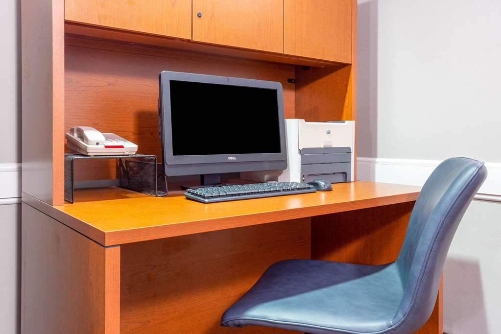 AmericInn by Wyndham Madison South - photo 27