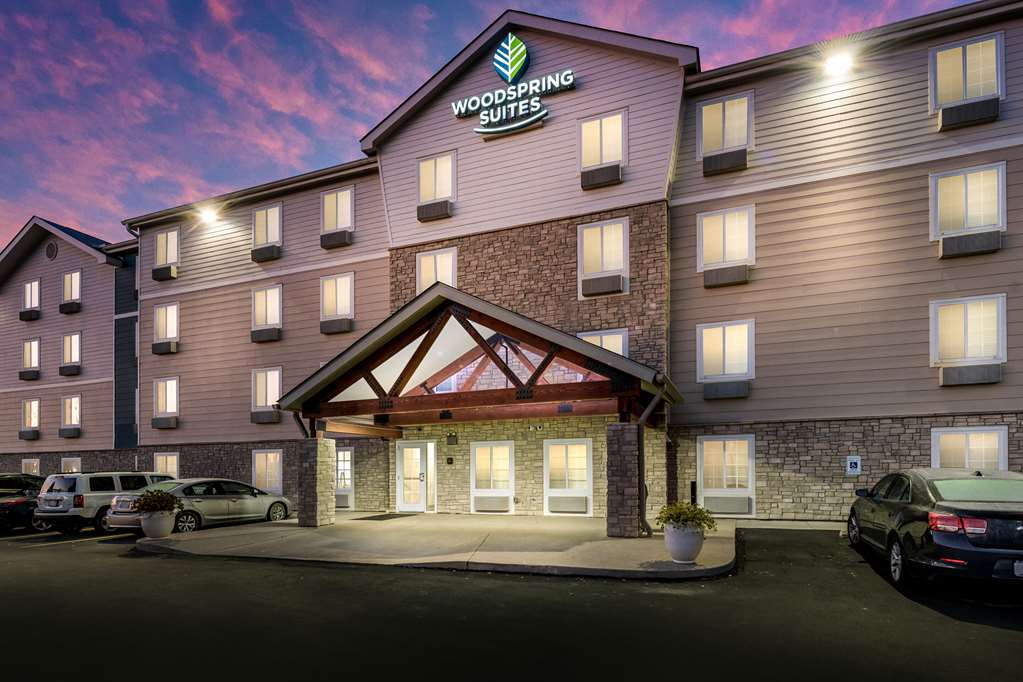 WoodSpring Suites Columbus West Hilliard - photo 6