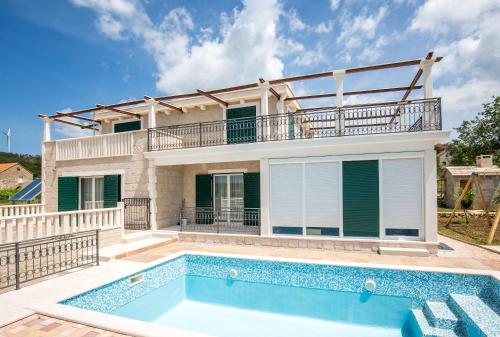 House Bosnic — 4-Star Luxury Hotel in Cista Provo, Croatia