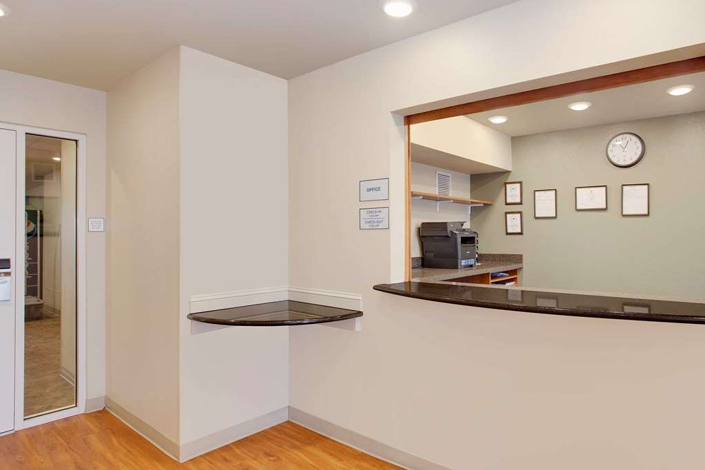 WoodSpring Suites Chesapeake Norfolk Greenbrier - photo 5