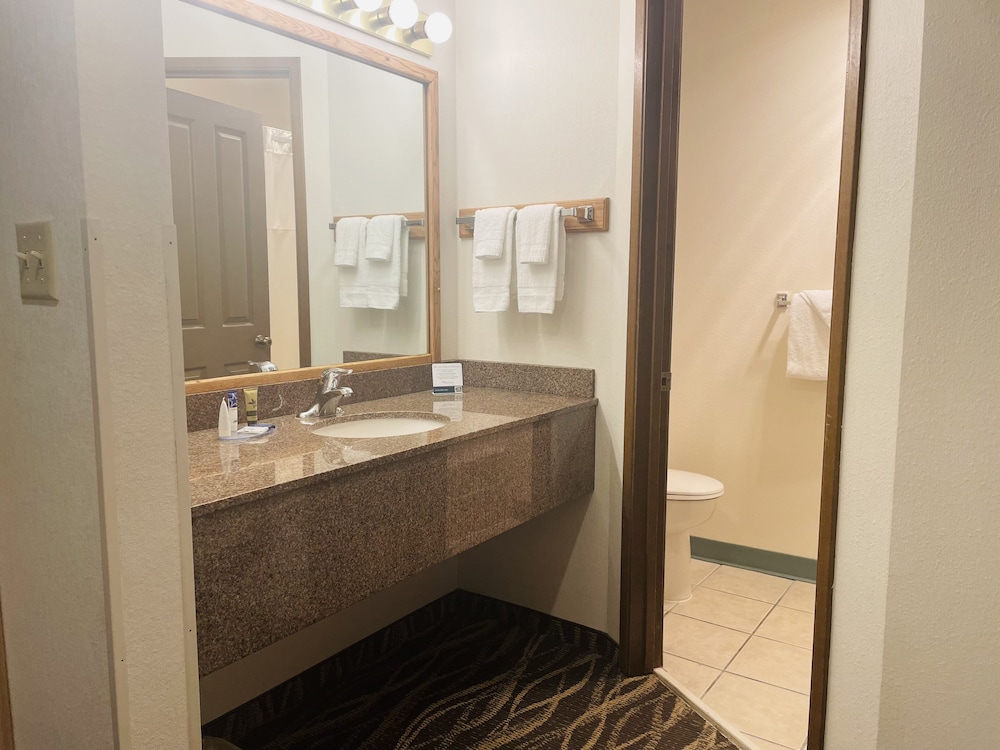 America's Best Value Inn Sandpoint - photo 29