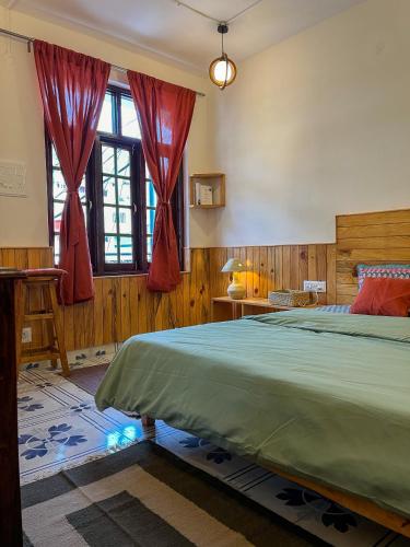 Cat & Cow - last minute hotel in Dharamsala