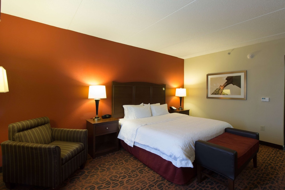 Hampton Inn Columbus South - photo 44