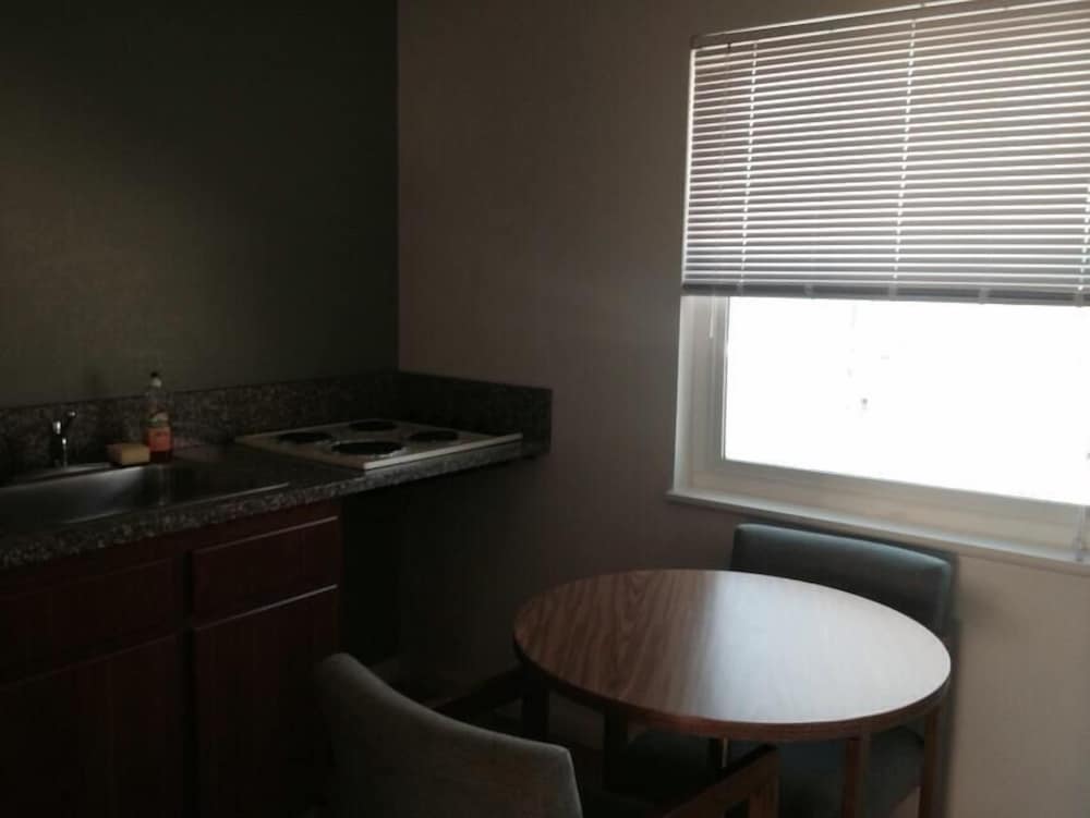 Lake Marina Inn - photo 12
