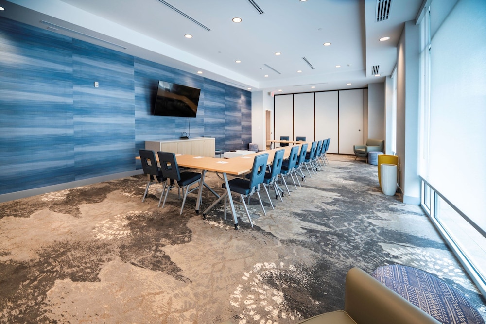 Towneplace Suites By Marriott Louisville Downtown - photo 33