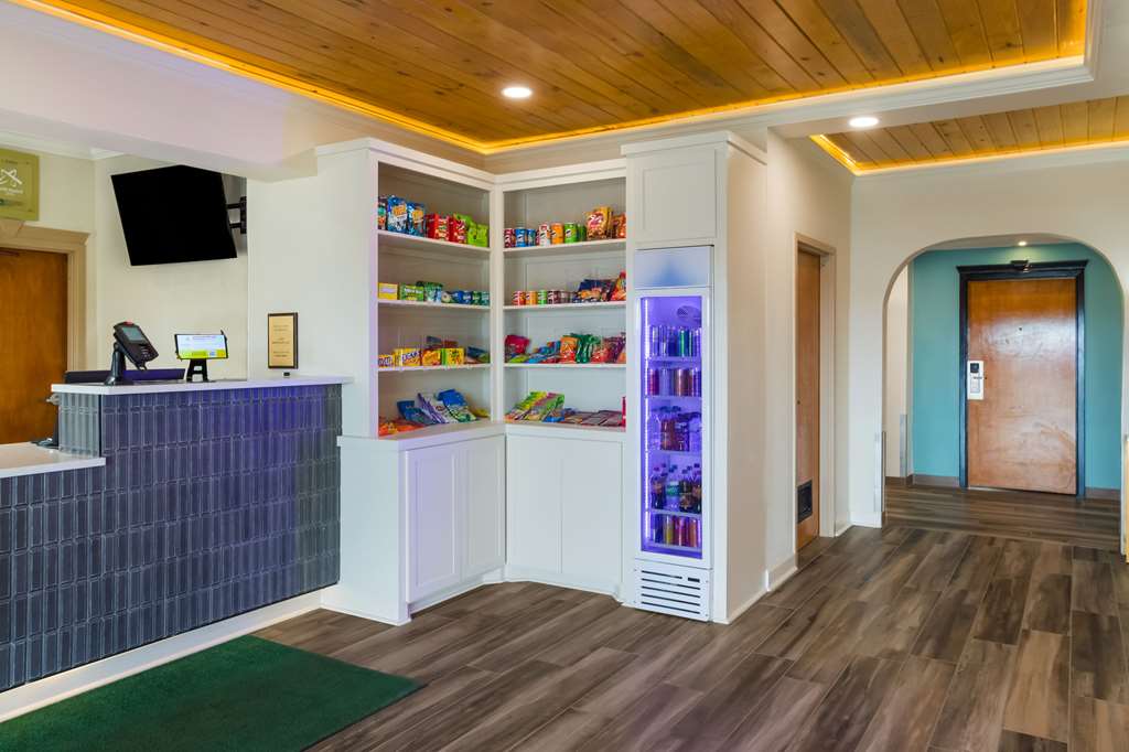 Quality Inn & Suites Pearl Jackson - photo 24