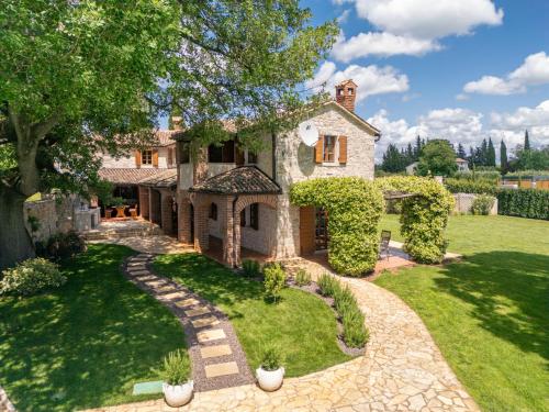 Little Owl Estate Authentic Istrian Stone Villa — 4-Star Luxury Hotel in Porec, Croatia