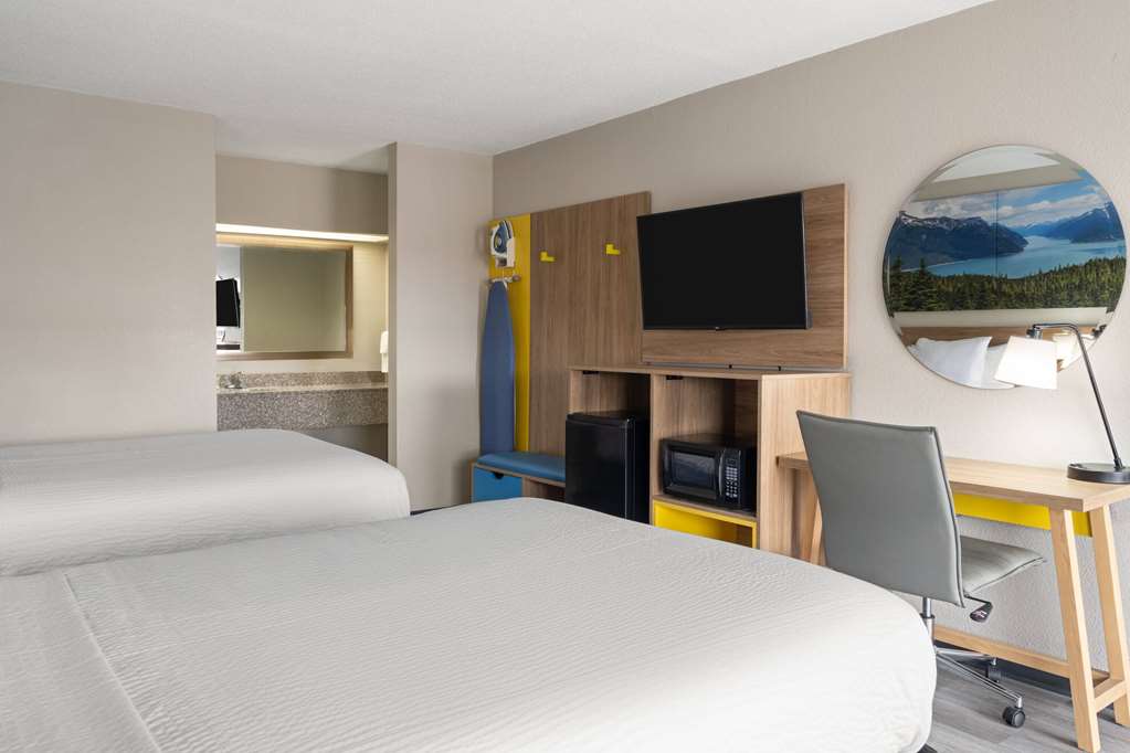 Days Inn by Wyndham Weldon Roanoke Rapids - photo 11
