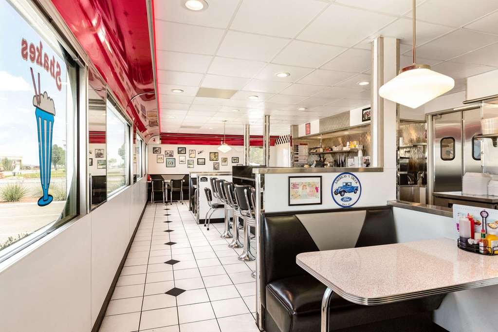 Travelodge by Wyndham Santa Teresa - photo 5