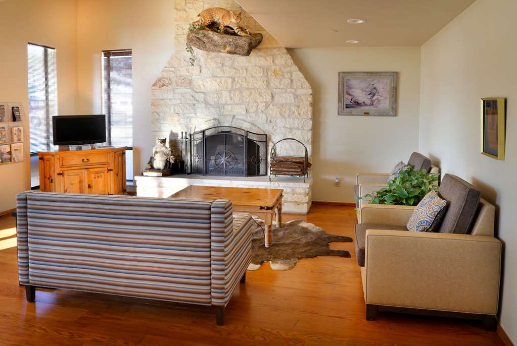Days Inn & Suites by Wyndham Llano - photo 7
