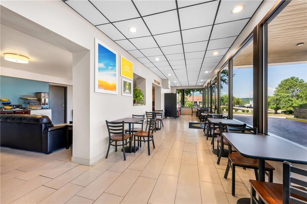 Days Inn by Wyndham Hoover Birmingham - photo 13