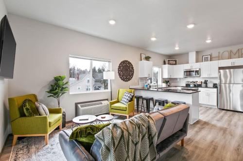 New 2 Bd 2 Bth Near Perry Dist and Downtown — 4-Star Luxury Hotel in Spokane, United States