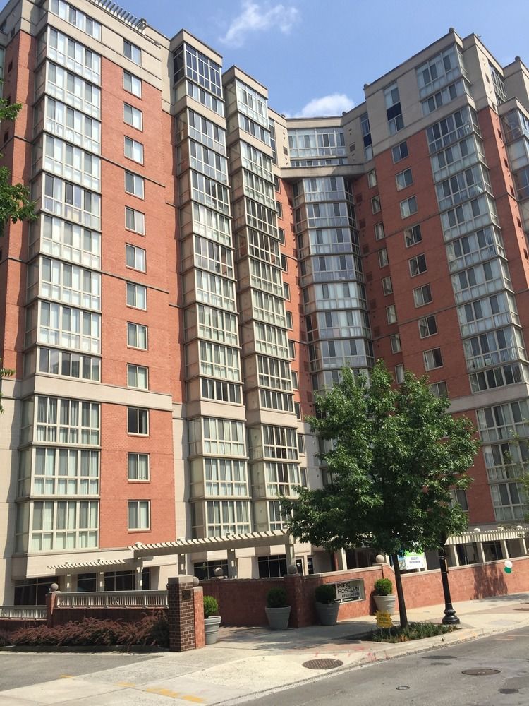 Parc Rosslyn by Executive Apartments — 4-Star Luxury Hotel in Arlington, United States