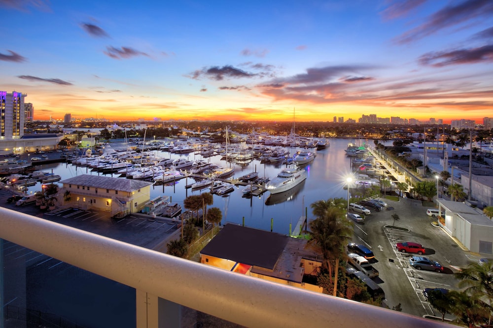 Hotel Maren Fort Lauderdale Beach Curio Collection by Hilton - photo 102