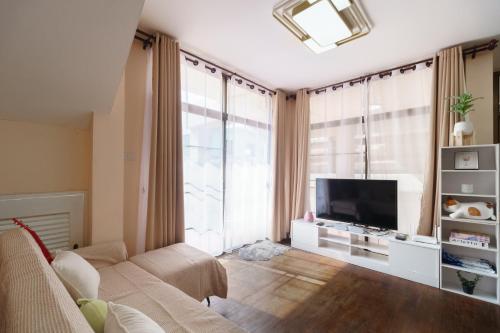 Charming 3 Storey house near BTS Onnut Station