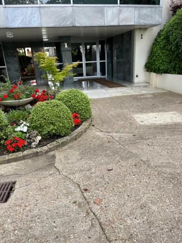 Vue Jardin in Le Chesnay, France