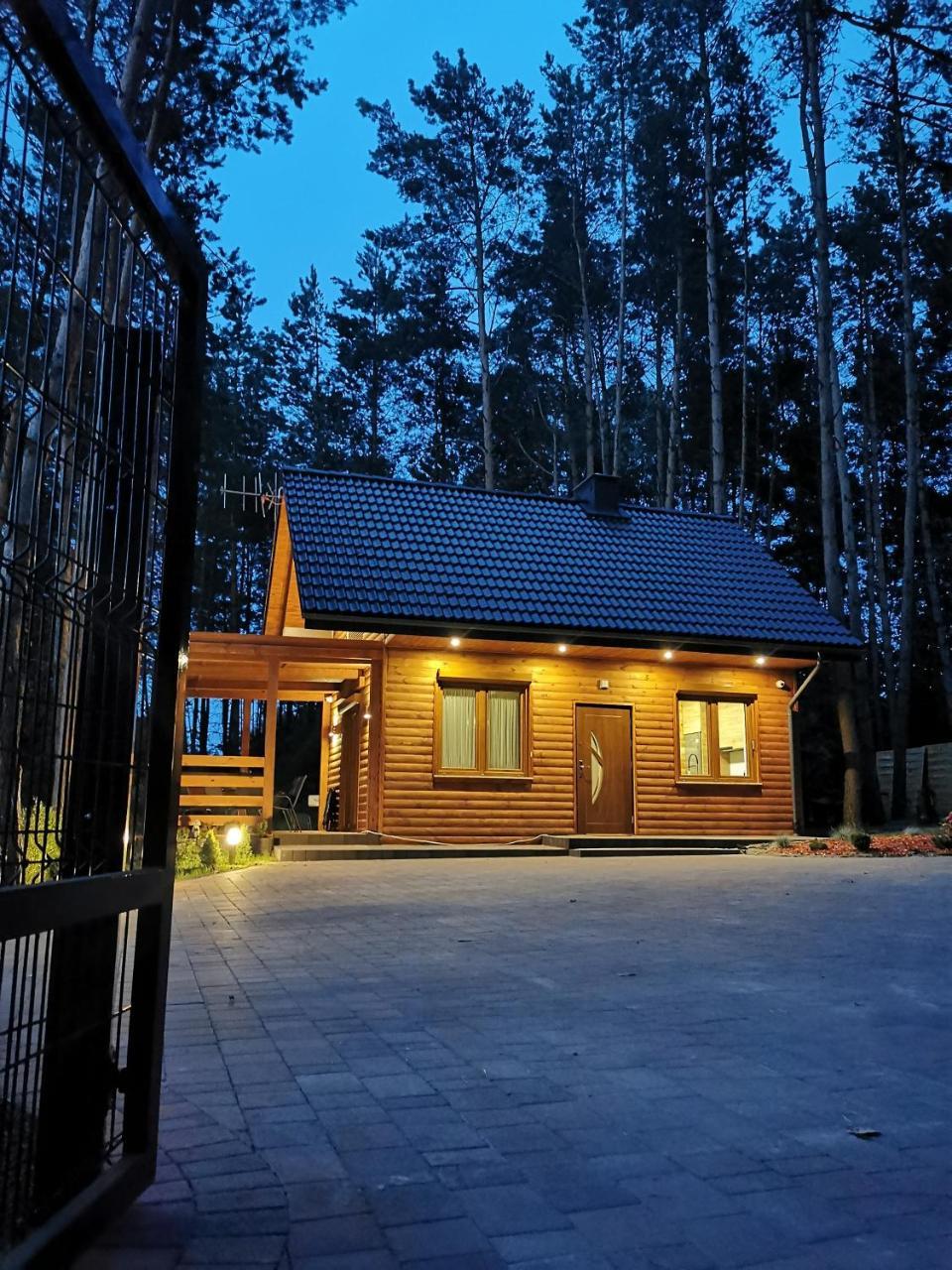 Domki Pod Sosnami — hotel in Rakow