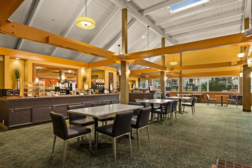 Best Western The Plaza Hotel Honolulu Airport Free Breakfast - photo 11