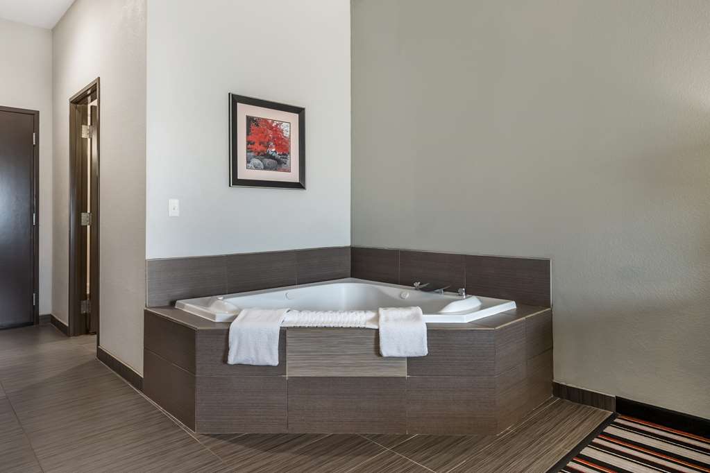 Best Western Plus Coweta's 1st Hotel - photo 17