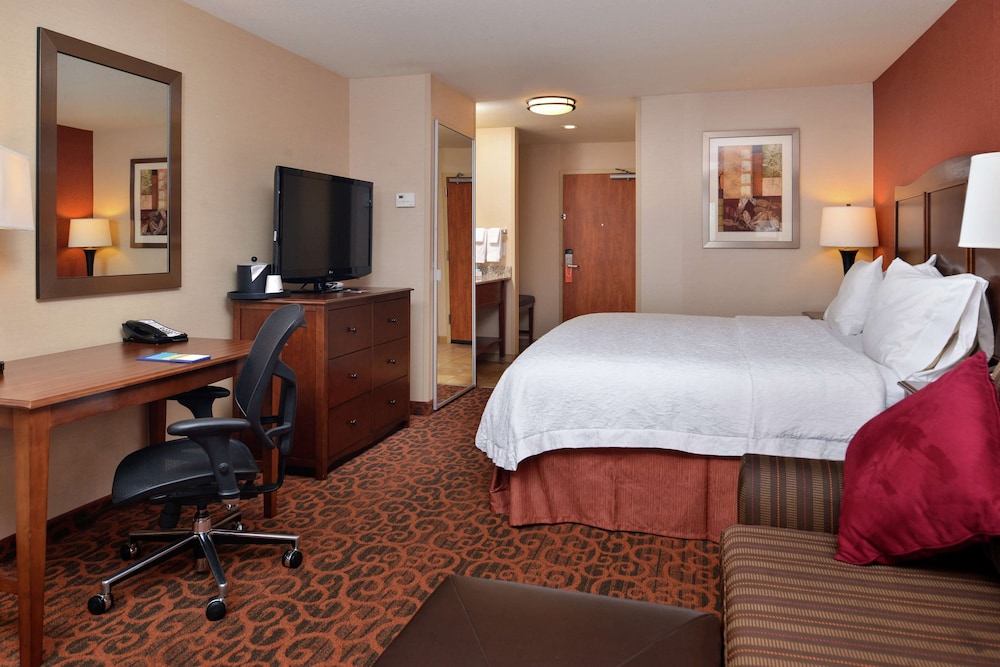 Hampton Inn Idaho Falls Airport - photo 12
