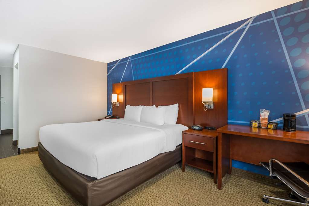 Comfort Suites Omaha East Council Bluffs - photo 36