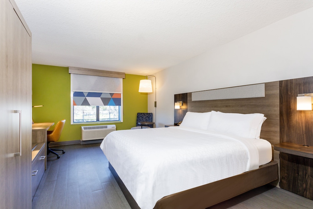Holiday Inn Express & Suites Jacksonville Atlantic Beach by IHG - photo 15