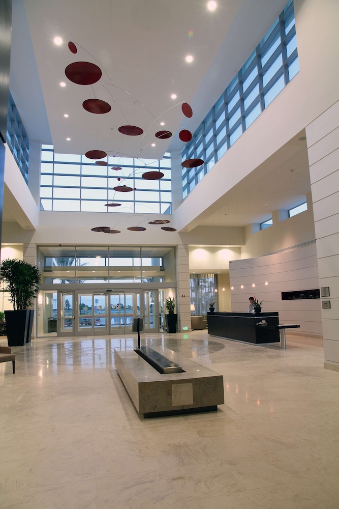 Embassy Suites Ontario Airport - photo 6
