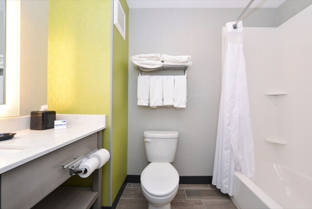 Holiday Inn Express & Suites Shippensburg by IHG - photo 37