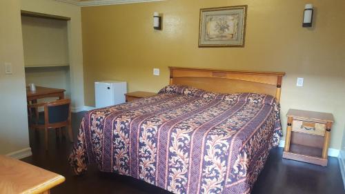 Deluxe Motel Los Angeles Area - photo 13