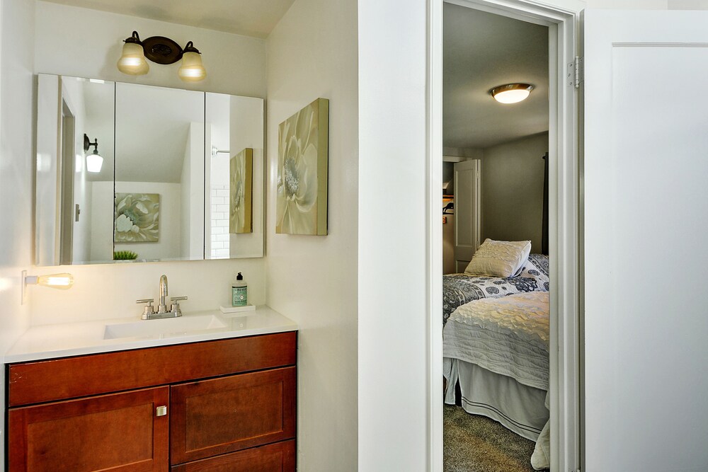 Lakefront Craftsman - photo 5