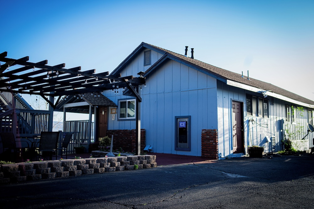 Yosemite Gateway Motel - photo 35