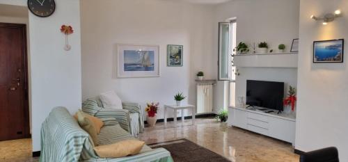 La vie en rose flat — 4-Star Luxury Hotel in Sestri Levante, Italy