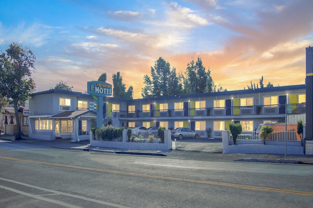 Highlander Motel - last minute hotel in Oakland
