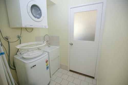 Silver Birches Holiday Village Unit 10 — Bright — photo 2