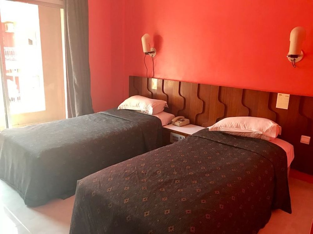 Double Room for 2 People - last minute hotel in Marrakesh