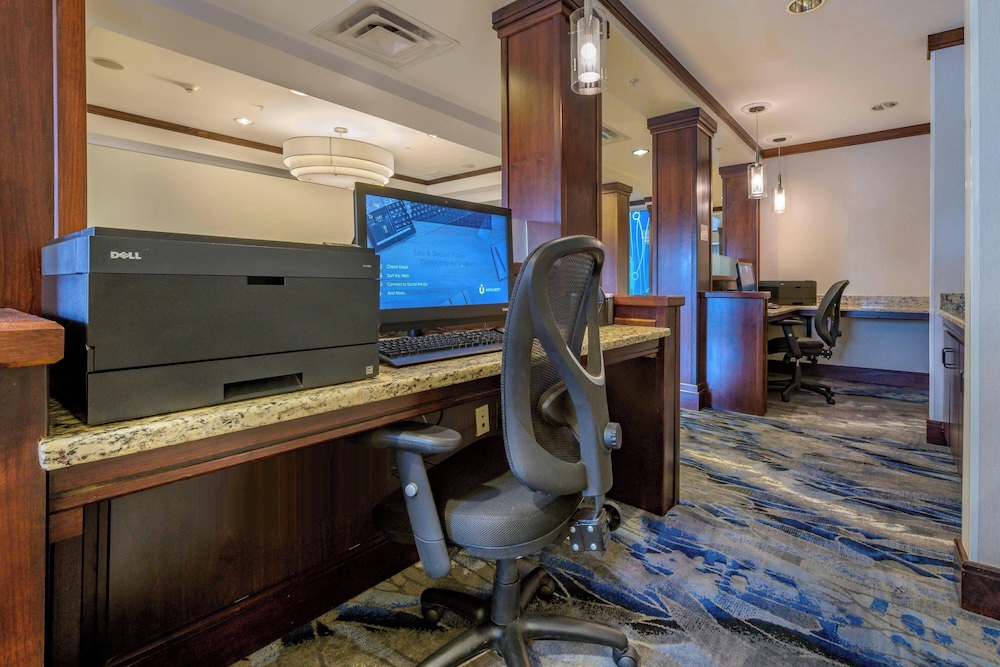 Fairfield Inn & Suites by Marriott Slippery Rock - photo 20