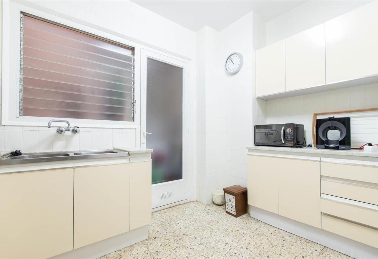 Moli Apartment Beach — Canet De Mar — photo 3