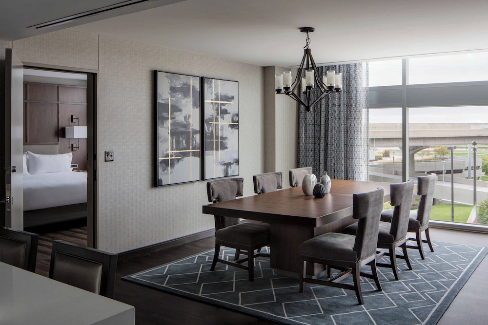Omaha Marriott Downtown at the Capitol District - photo 23