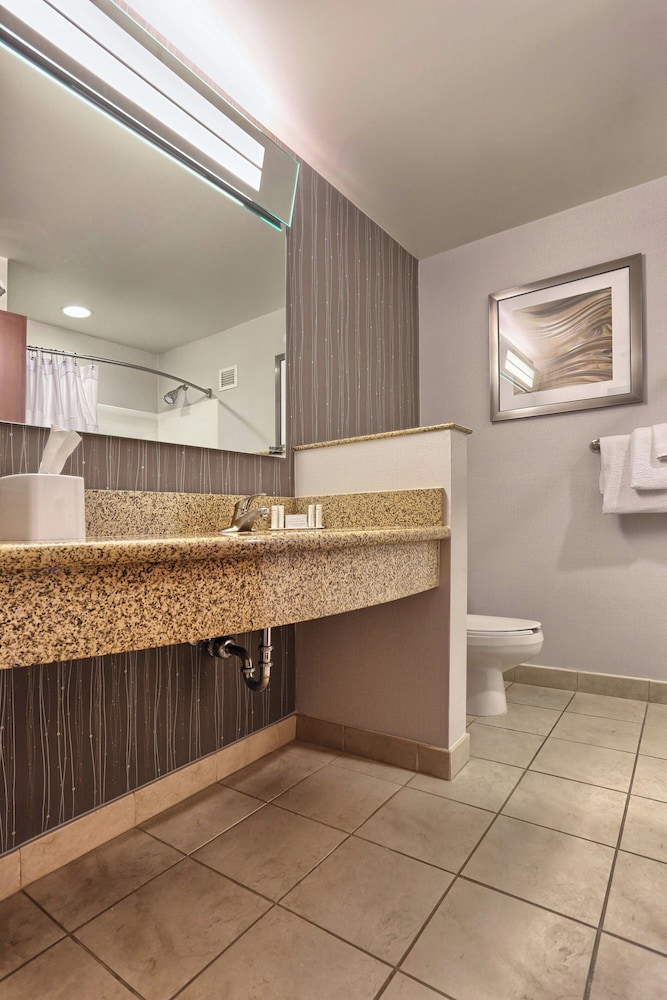 Courtyard by Marriott Harrisburg West Mechanicsburg - photo 25