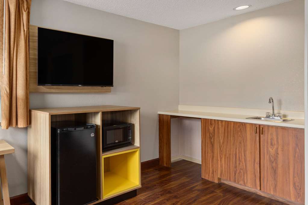 Days Inn by Wyndham Glasgow - photo 13