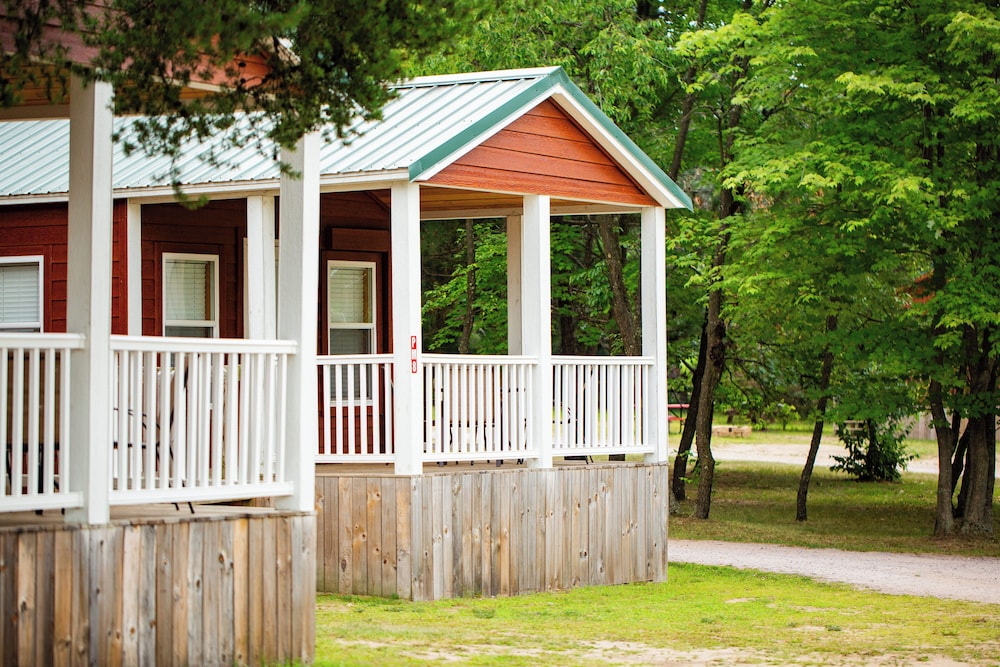 Bonanza Camping Resort in Wisconsin Dells, United States