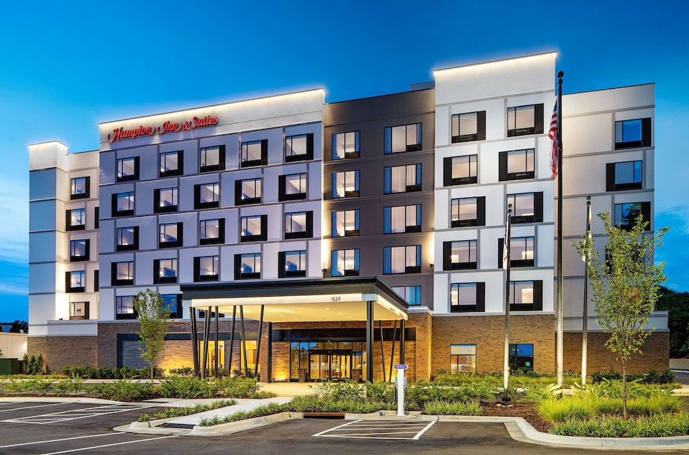 Hampton Inn & Suites Raleigh Midtown - featured photo