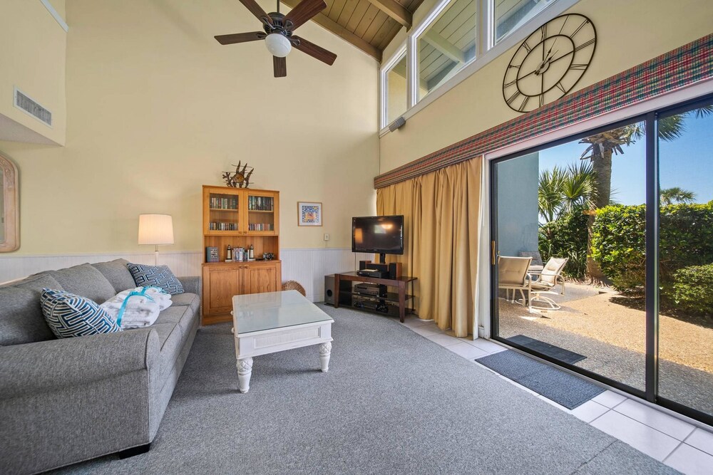 Sunnyside Beach Resort By Blueswell - photo 11