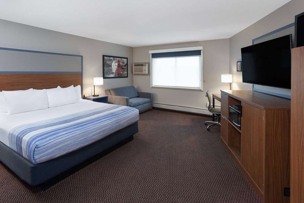 AmericInn by Wyndham New Richmond - photo 56